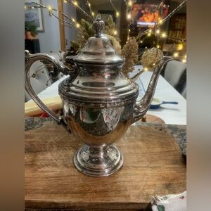 Rogers & Brothers silver-plated teapot,